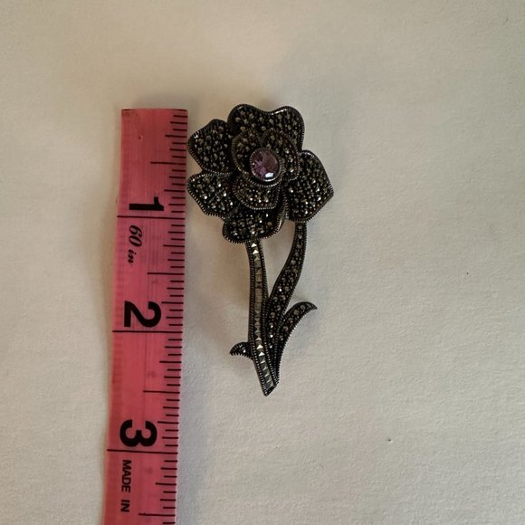 Judith Jack marcasite and sterling brooch with amethyst center. Vintage. - Picture 2 of 9